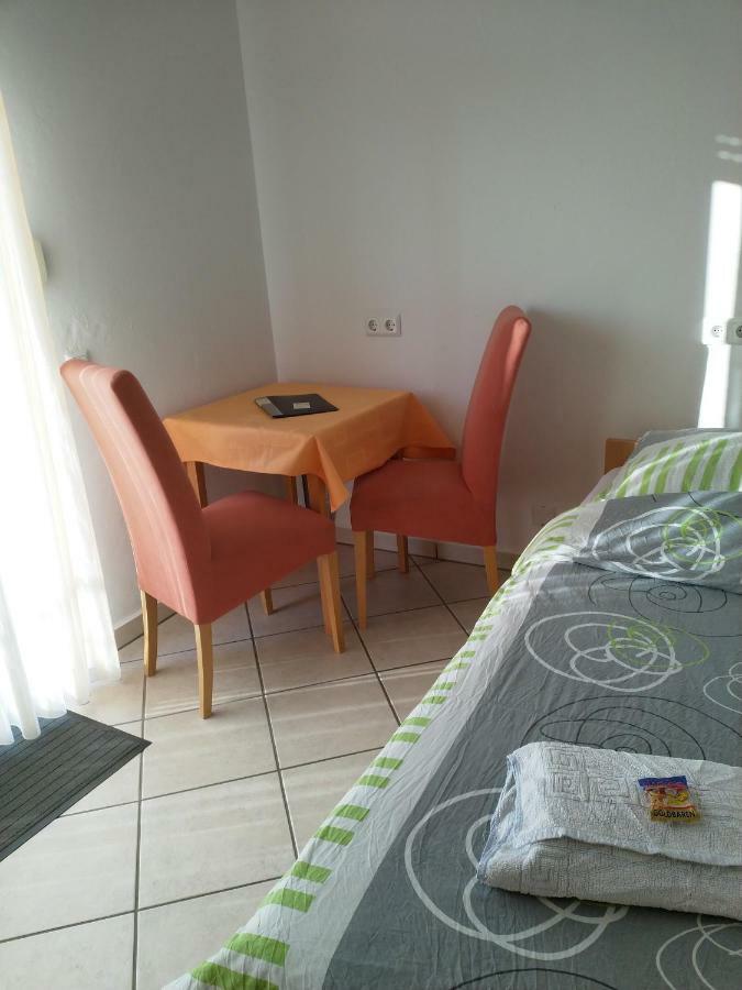Bed and Breakfast Gastehaus Reuten Ensdorf Экстерьер фото