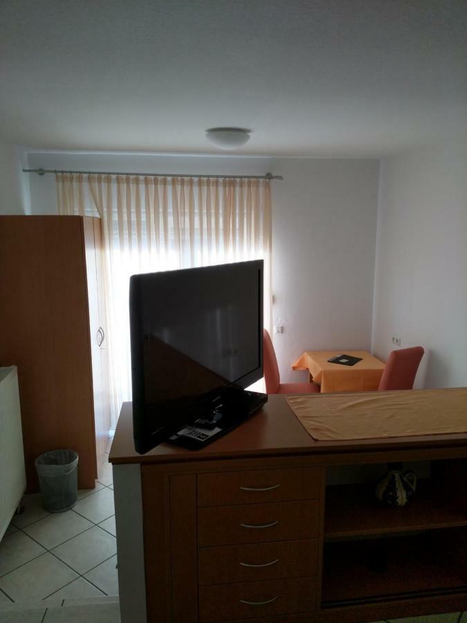 Bed and Breakfast Gastehaus Reuten Ensdorf Экстерьер фото